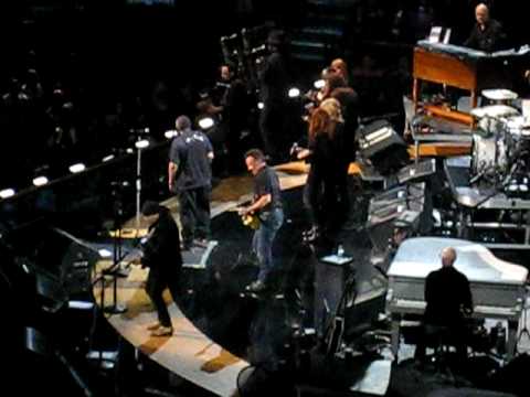 Bruce Springsteen, Sam Moore, "Hold On / Soul Man", 10/29/09, Rock and Roll Hall of Fame concert