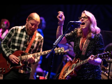 Susan Tedeschi blows the roof off the Orpheum! "I Pity the Fool" 12/4/21