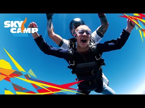 Skok ze spadochronem w tandemie ze zdjęciami i filmem dla 1 osoby w Spadochronowym Klubie Sportowym Sky Camp - Image 7