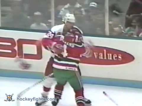 Bob Probert vs Scott Stevens Jan 25, 1992