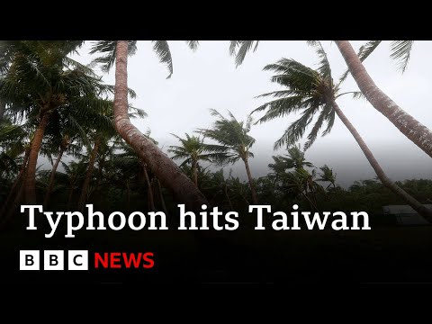 臺灣遭受超強颱風 "孔雀 "襲擊 | 英國廣播公司新聞 (Taiwan hit by super typhoon Kong-rey | BBC News)