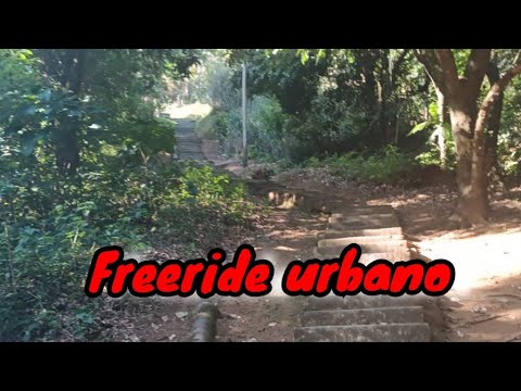 Desci o maior escadão da minha cidade /freeride urbano (Deu ruim??? )