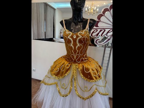 Stage costume F 0084 - video 2