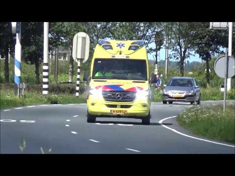 ambulance met spoed onderweg in krommenie en Wormerveer