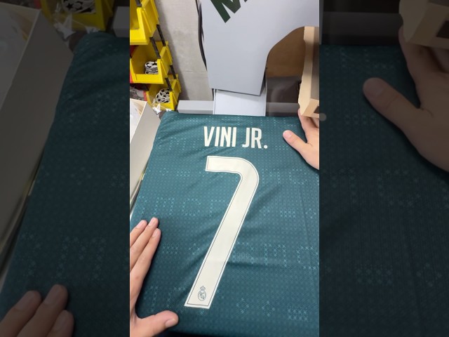 Vídeo relacionado con JYC CREATIVE Gorra Oficial de Equipos de Fútbol, Equipación Oficial, Regalo de Equipación de Fútbol, Madrid, Atlético (Rojo, unico)