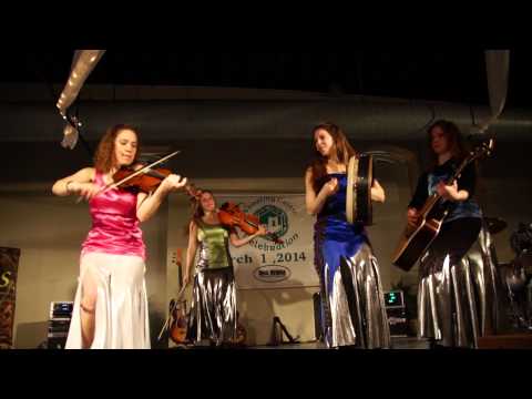 Maidens IV at the 2014 Wheeling Celtic Celebration - Shooting Stars