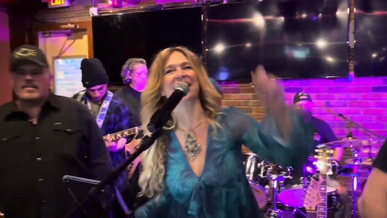 Video from Six Ways To Nowhere concert