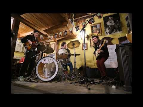 Midnight Lightnin' - Live at Harats (Complete Show) (Julijan Eric)