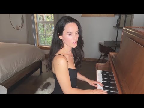 Hayley Sales - I'll Do The Time (Live)