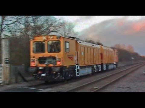 Network Rail Grinder DR79261+DR79271 - York-Romford 09/02/2015