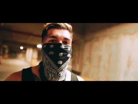 TIMON Y PUMBA //LIRIKO WAN //SERBEK CHT// CHICALITHUGS (VIDEO OFICIAL)