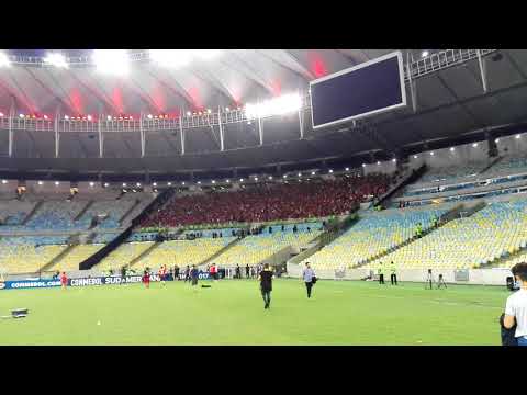 Se mueve para acá (Independiente vs Flamengo)