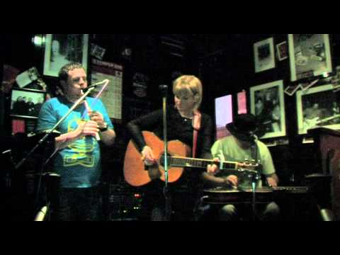 Eleanor Shanley....Galway To Graceland (Recorded Live At The Temple Bar Pub Dublin)