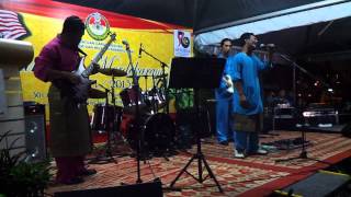 Download lagu Saling Merindu - by the original singer Mie Leon.. mp3