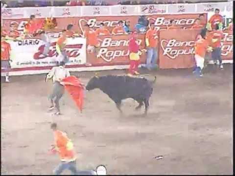Resumen Toros a la Tica - noche Domingo 6, enero 2013