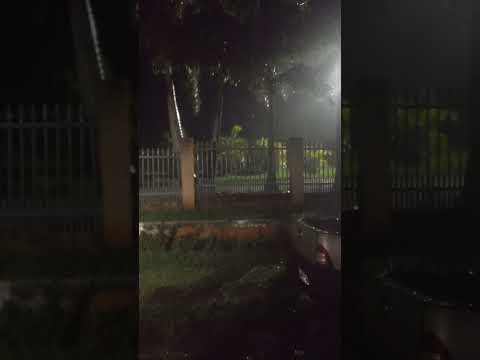 Primeira pancada de chuva  (24/10/26) Uraí-PR, Região de Cornélio Procópio,