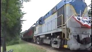 preview picture of video 'Upper Hudson River Railroad UHRR ex D&H Alco         RS-36 leaves Riverside Station July 17, 2009'