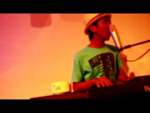 MELUPAKAN MU - YOGIE