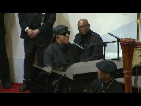 Stevie Wonder Tribute to Roberta Flack  "I Won’t Complain" at Roberta Flack's Celebration!