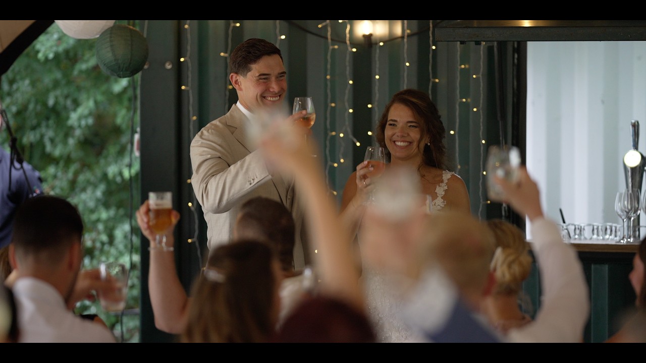 Klik om video te laden en af te spelen