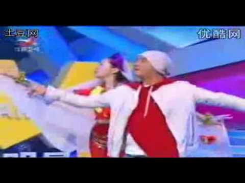 Dicky Cheung belly - dancing