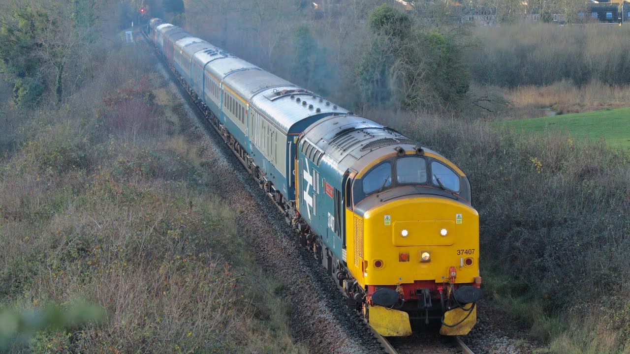 Uk Railtours - Class 37407 & Pair of 20189 & 20142 took on "Carols at Norwich Cathedral" 14/12/2024