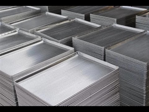 Hello River Bran Food Grade Stainless Steel Perforated Wire Mesh Baking Tray Pan For Bread Baking