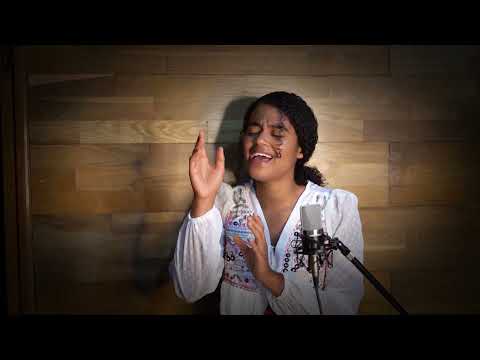 MÁS CERCA OH DIOS DE TI (Himno) - Michelle Matius