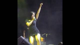 Download lagu goyangan hot - sexy singer - Aura Paramitha - dangdut artist - goyangan biduan pemersatu bangsa mp3 Download lagu goyangan hot - sexy singer - Aura Paramitha - dangdut artist - goyangan biduan pemersatu bangsa mp3