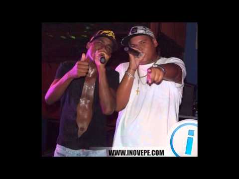 Nego Max e Lipinho e Alaca Troz e Dede - Palma da Mão no Chão