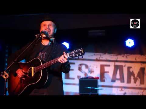 Arek Zawiliński - PKS song