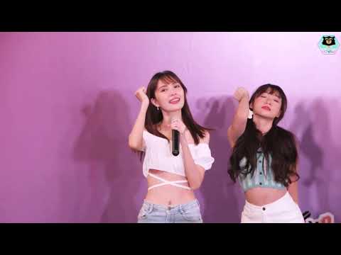 [FANCAM][FEEM FOCUS] First Impression - Cm Cafe