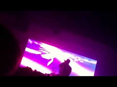 Jebroer herrie in me oor