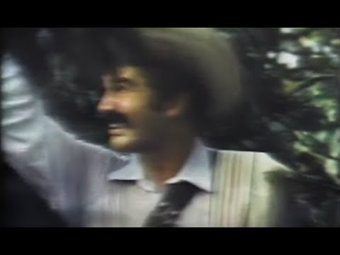 Juan Valdez Picks Only the Richest Colombian Coffee Beans - 1980