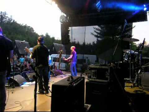 KOFE-IN - Noc bude dlouhá (červen 2013)