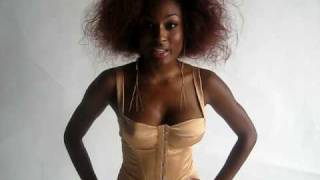 Rosalind Rice shouting out Albee &amp; Morena models on set