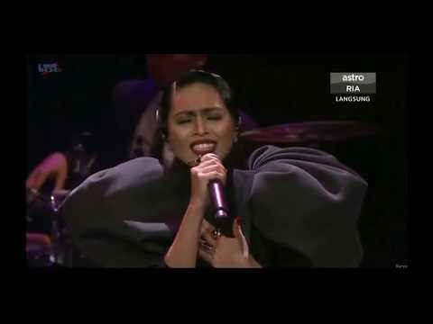 Dayang Nurfaizah & Jaclyn Victor - Medley FFM28 ( Senja Nan Merah, Jagalah Diri, Langit Cinta )