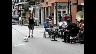 Live music in New Orleans Street Skinny - YouTube.flv