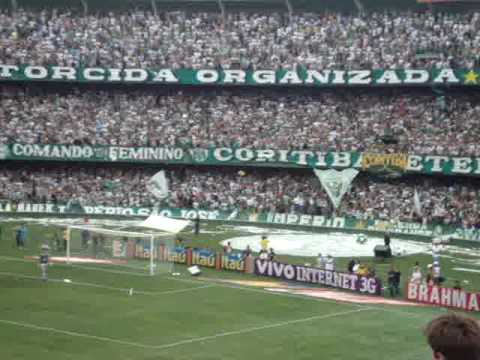 Coritiba 3 x 2 Atletico - PR (atleTIBA - 25/10/2009) Terceiro gol do Verdão!