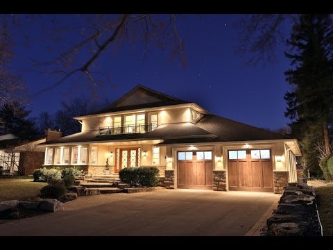 152 Tracina Drive, Oakville