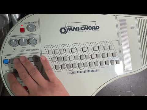 Suzuki OM-84 Omnichord with Vinyl Carrying bag image 20
