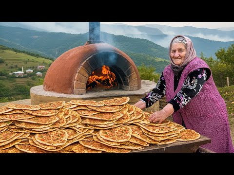 Village Secrets: Grandma Bakes Homemade Turkish Lahmacun in the Oven!