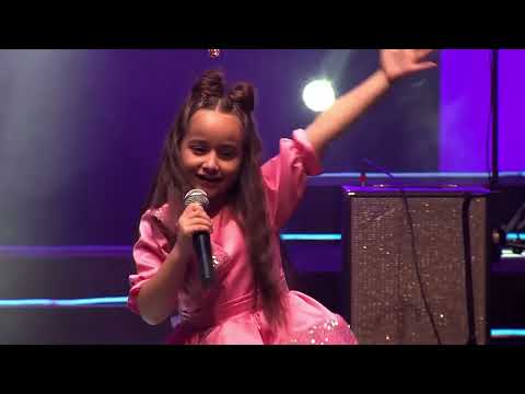 VESELO STURCE 2022 - Lora Stevanovska - Dimitri (Official Festival Video ©2022)