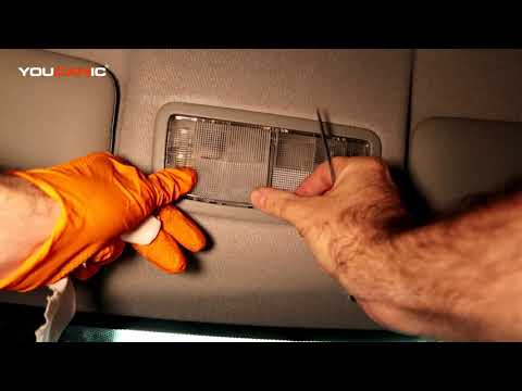 2007-2013 Honda Fit Dome Light Bulb Replacement