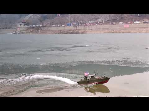 Proboat PBR Alpha Patrol Boat 21" Crashed by UL-19 30" Hydroplane