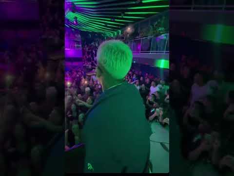 @mccabelinho canta "A cara do crime" ao vivo e a capela para fãs #shorts #mccabelinho #youtube