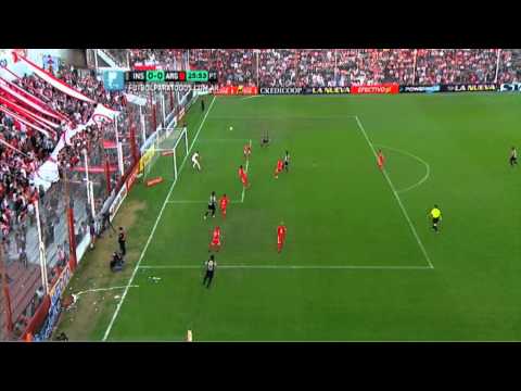 Buena reacción de Gabbarini. Instituto 0 - Argentinos 0. Fecha 2. Primera B Nacional 2014. FPT