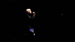 Cyndi Lauper - Echo - live Stockholm 2008