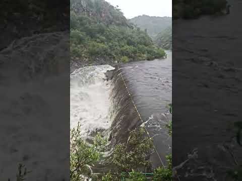 #Creciente del Río Icho Cruz #Córdoba altura de #CuestaBlanca #PlayaDeLosHippies 8 1 26