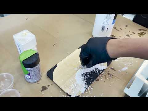 Using Tiny Acrylic Gems To Create Geode Resin Art